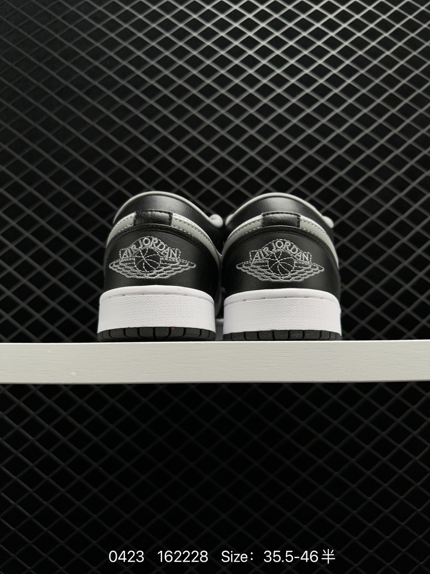 Air Jordan 1 Low AJ1